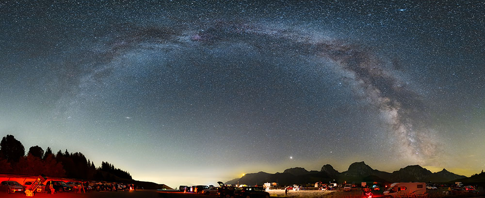 Milchstrassenbogen über Starparty © 2021 Manuel Jung